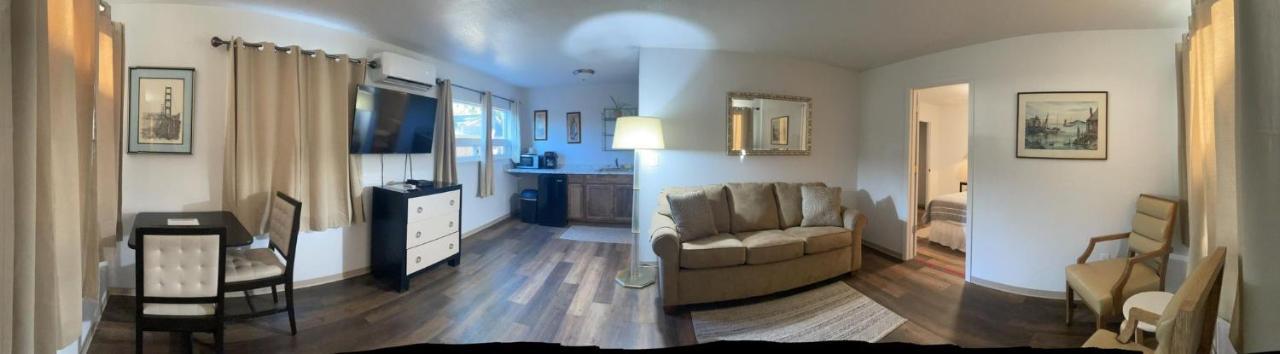 Riverfront Lodging Shady Cove Extérieur photo